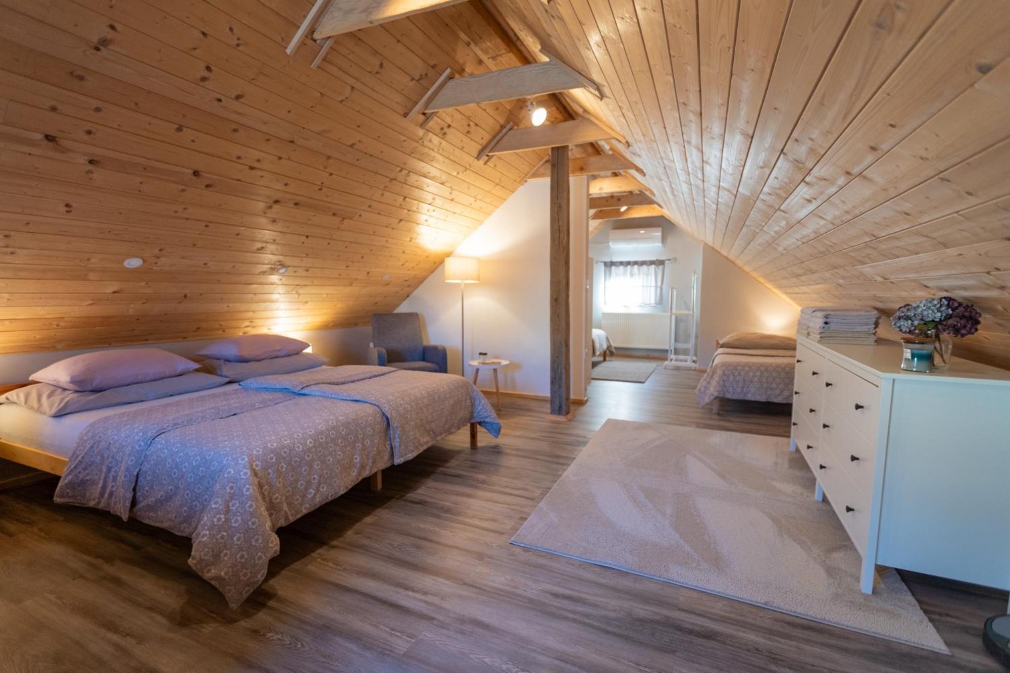 Guest House Pr' Cut Zirovnica Dış mekan fotoğraf
