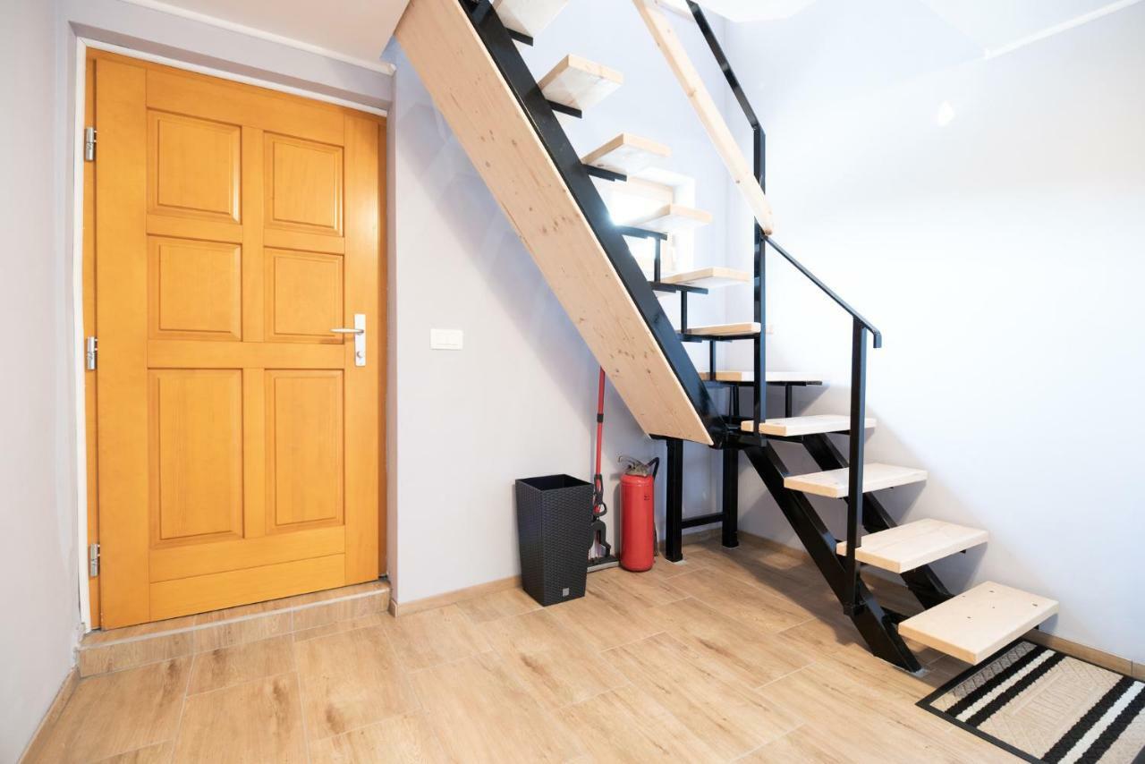 Guest House Pr' Cut Zirovnica Dış mekan fotoğraf
